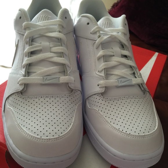 Nike prestige IV new for men