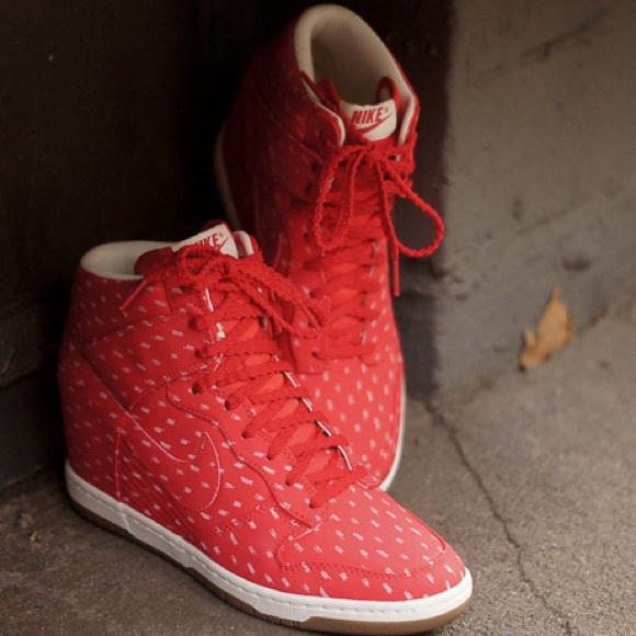 Red Nike SKI HI dunks