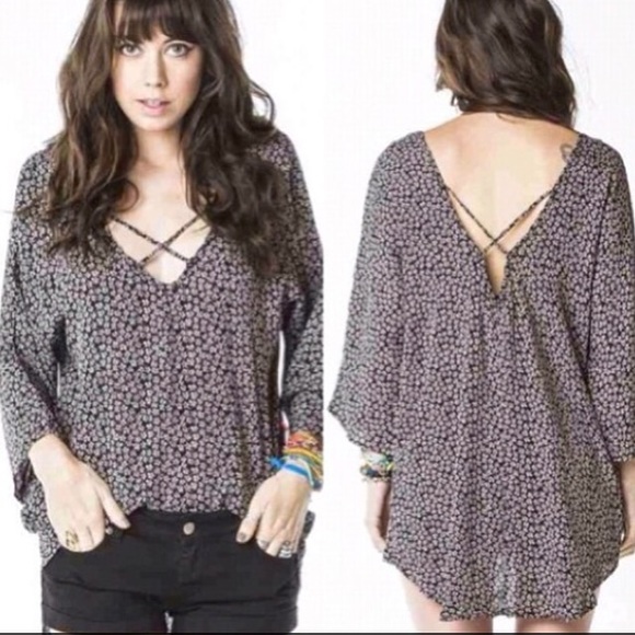 RARE Brandy Melville John Galt Rare Cute Floral Criss Cross Dress/Top