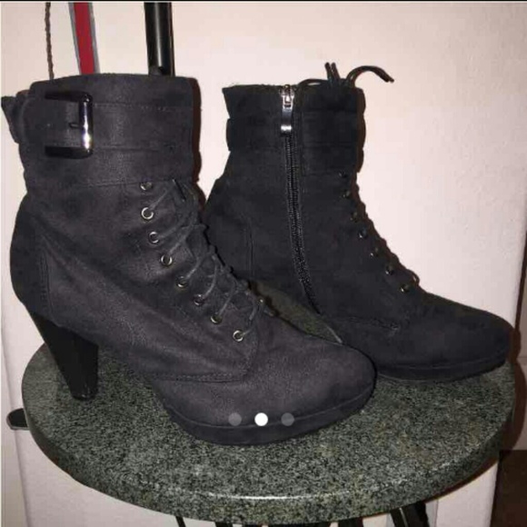 🎈SALE!! Black Booties