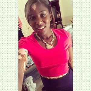 Meet your Posher, Simone