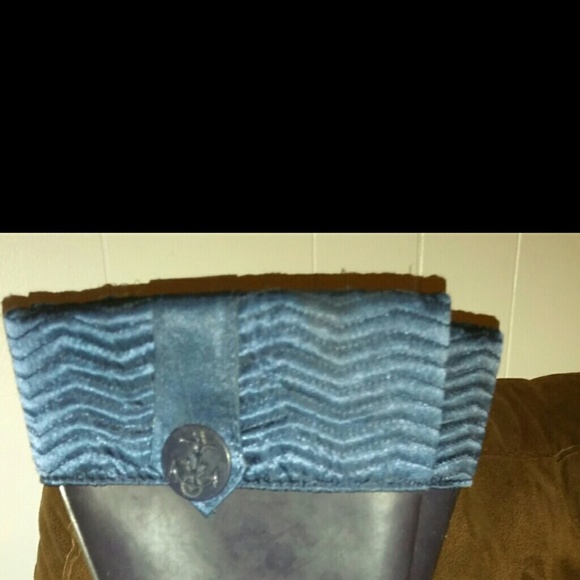 Rain boots - Picture 3 of 3