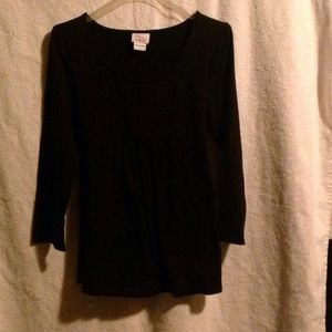 Black maternity shirt