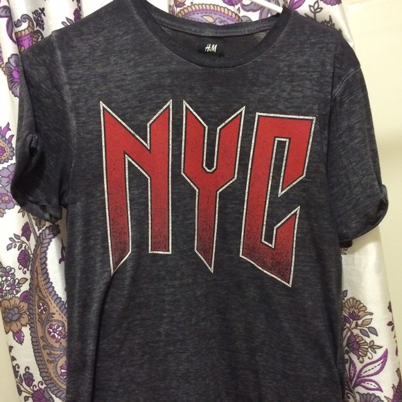 H&M limited edition : NYC ROCK SHIRT