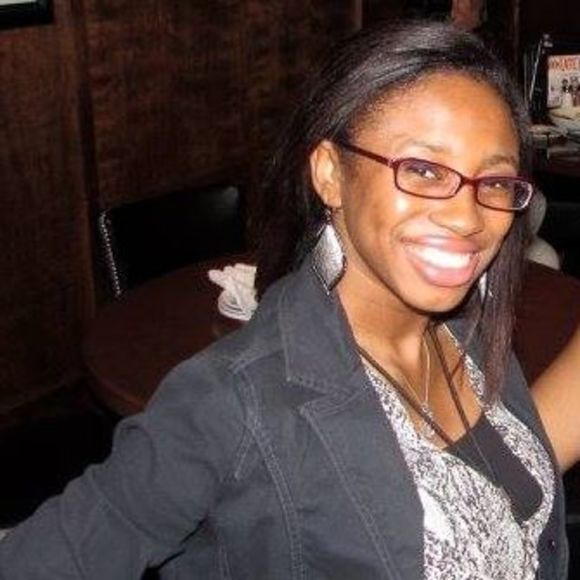 Meet your Posher, Keyonna - Picture 3 of 3