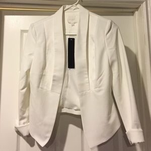 White tuxedo jacket