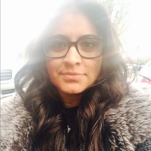 Meet your Posher, Sarai