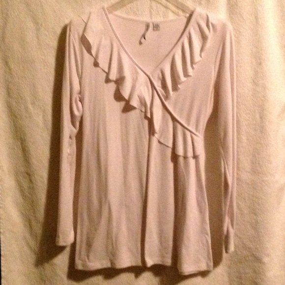 White longsleeve maternity shirt
