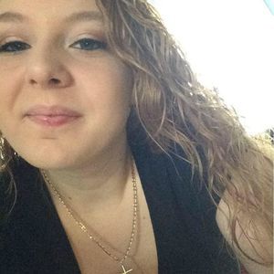 Meet your Posher, Kaitlynn