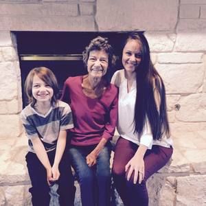 Meet your Posher, Garnet