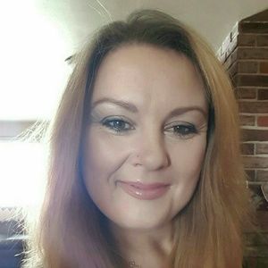 Meet your Posher, Antonia