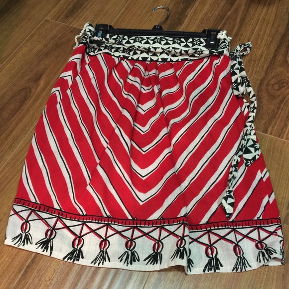 Anthropologie Size 4 we ❤️ vera skirt