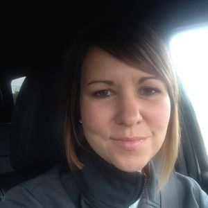 Meet your Posher, Laurena