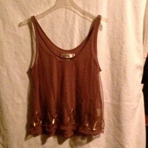 See-through in the front tank top