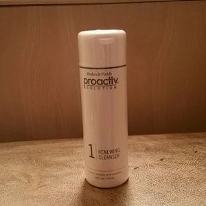 Proactive Renewing Cleanser