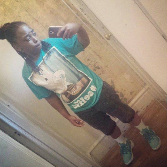 Meet your Posher, Lb - Picture 1 of 1