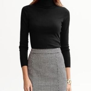 ⚡️Banana Republic T-neck