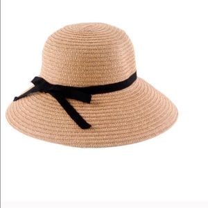 Beige Straw Hat Brand New One Size Fits All 👒