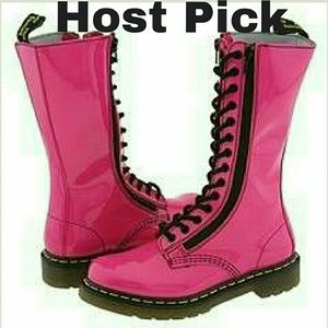 ~HOST PICK~ AUTHENTIC Dr Marten Boot