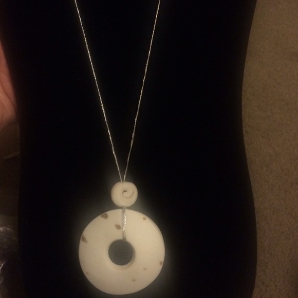 Beauty For Ashes Intl - She'll Necklace