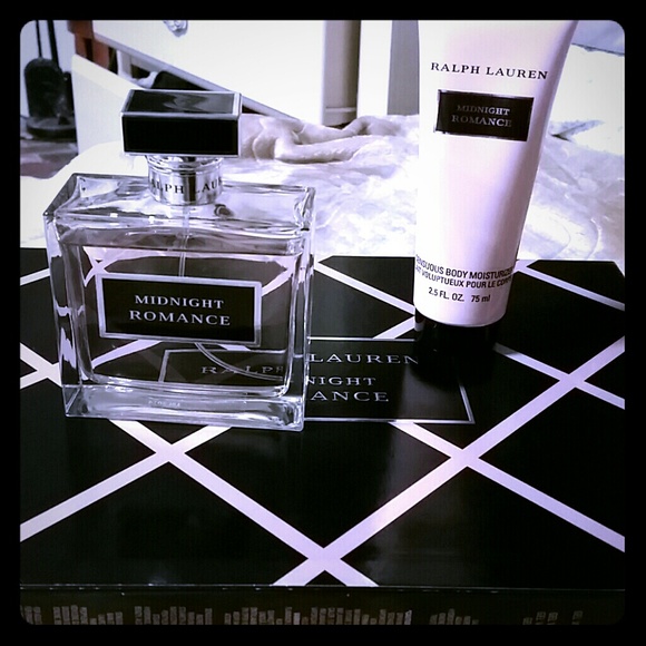 Ralph Lauren Midnight Romance perfume