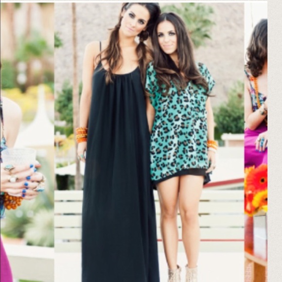 ❌SOLD❌Show Me Your Mumu Trapeze Maxi Dress - Picture 4 of 4