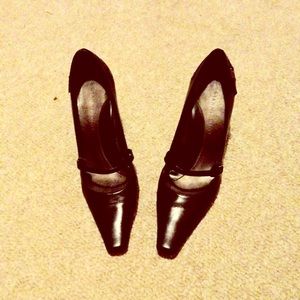 Black Pointy Mary Janes