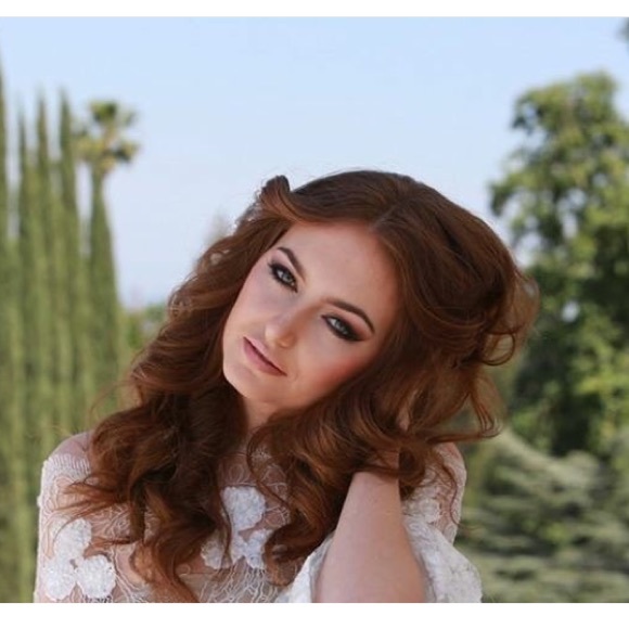 Meet your Seller 🍩💋❤️💛💥 - Picture 2 of 3