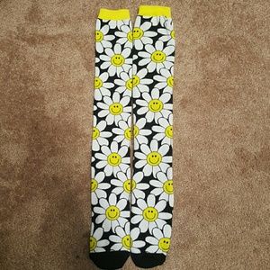Knee high Daisy i heart raves socks