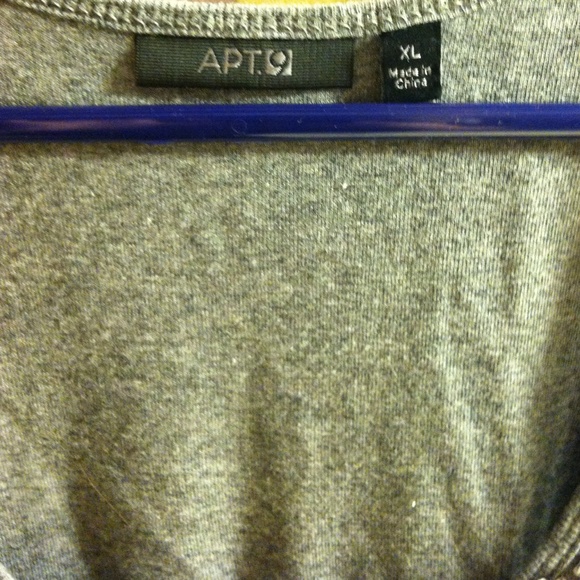 Silver sequin tank - Picture 2 of 3