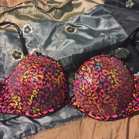 PINK Victoria Secret Bra