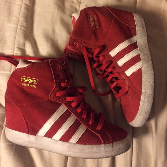 Adidas heel shoe