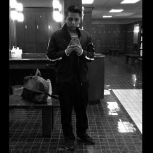 Meet your Posher, Adrian