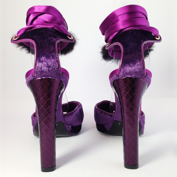 Gucci Heels Tom Ford For Python Mink Velvet Pumps - Picture 3 of 4