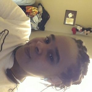 Meet your Posher, Valarie