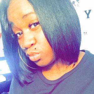 Meet your Posher, Daisja