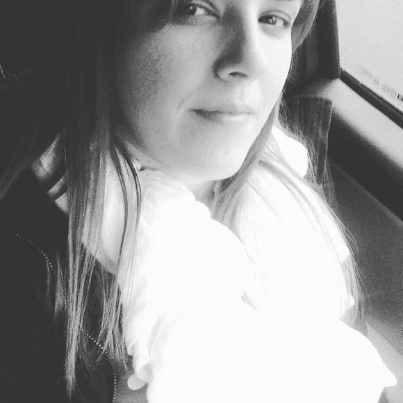 Meet your Posher, Elizabete