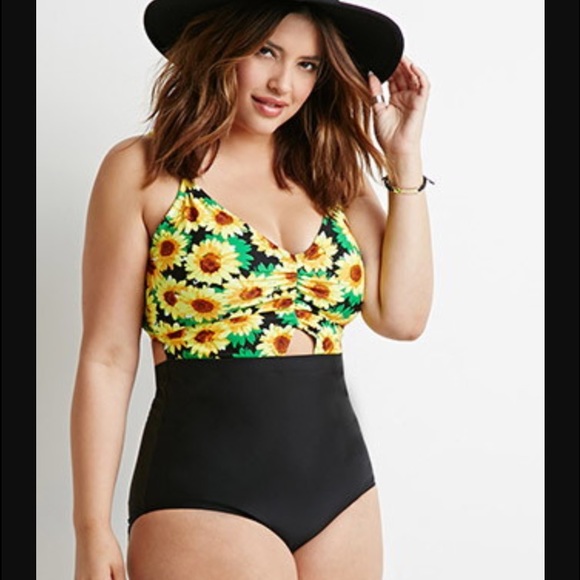Brand new Forever 21 bathing suit
