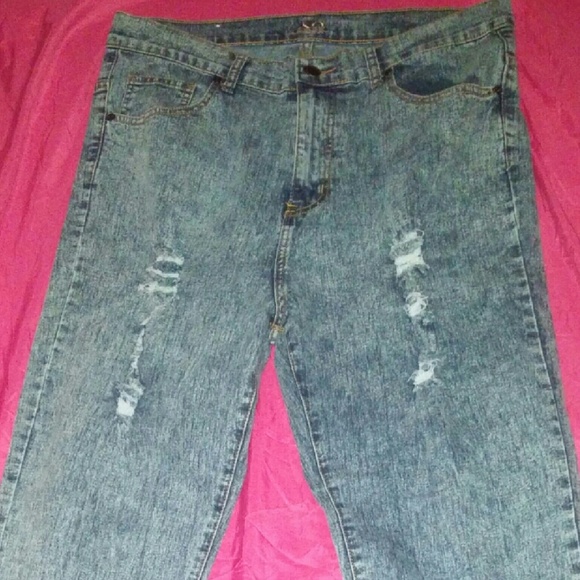 Distressed High waisted AQ jeans