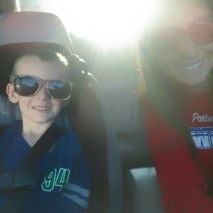 Meet your Posher, Alyson