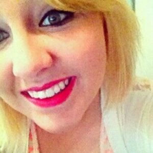 Meet your Posher, Genevieve