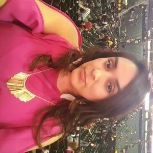 Meet your Posher, Lorena