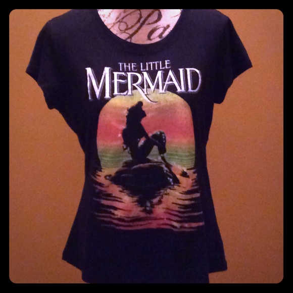 Disney Tops - Disney T-Shirt