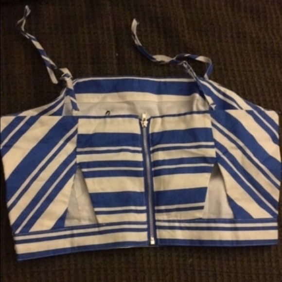 Brand new never worn crop top - Picture 2 of 3