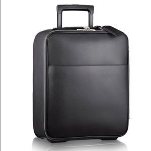 🔴SOLD🔴 Authentic Louis Vuitton Pagase 45