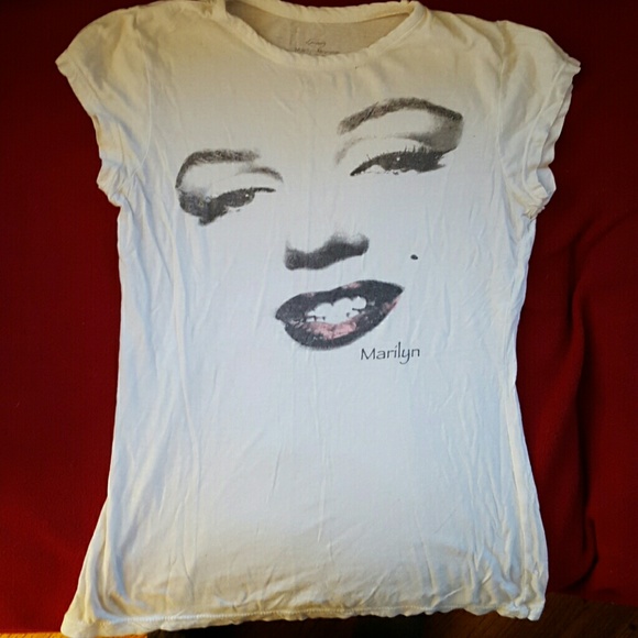 Marilyn Monroe baby tee