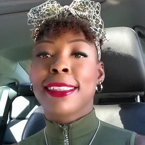 Meet your Posher, Jackie