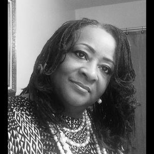 Meet your Posher, Loretta