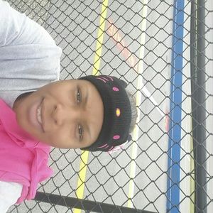 Meet your Posher, Davida