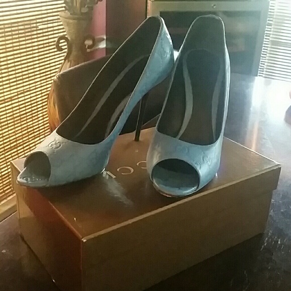 Authentic GUCCI Shoes